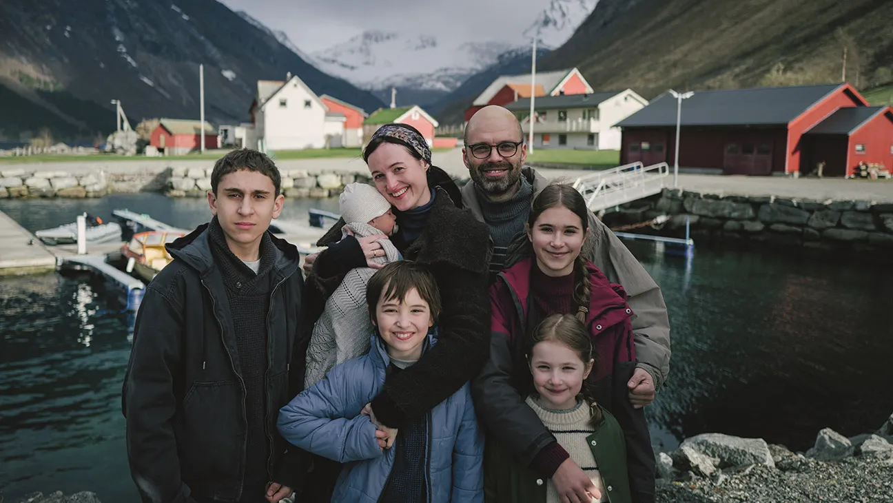 Cannes Palme d’Or Goes to Renate Reinsve, Sebastian Stan Starrer ‘Fjord’