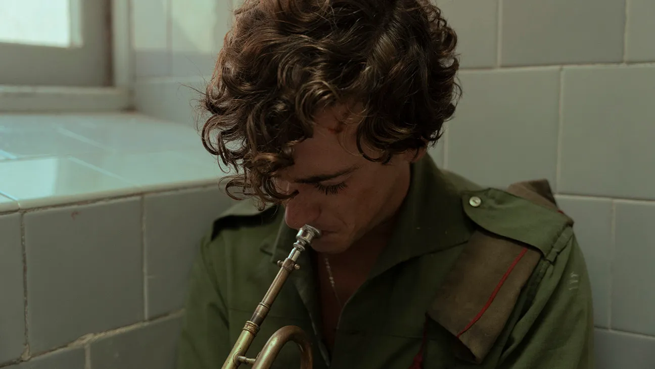 Netflix Buys Cannes Competition Film ‘The Black Ball,’ With Penelope Cruz and Glenn Close, for U.S.