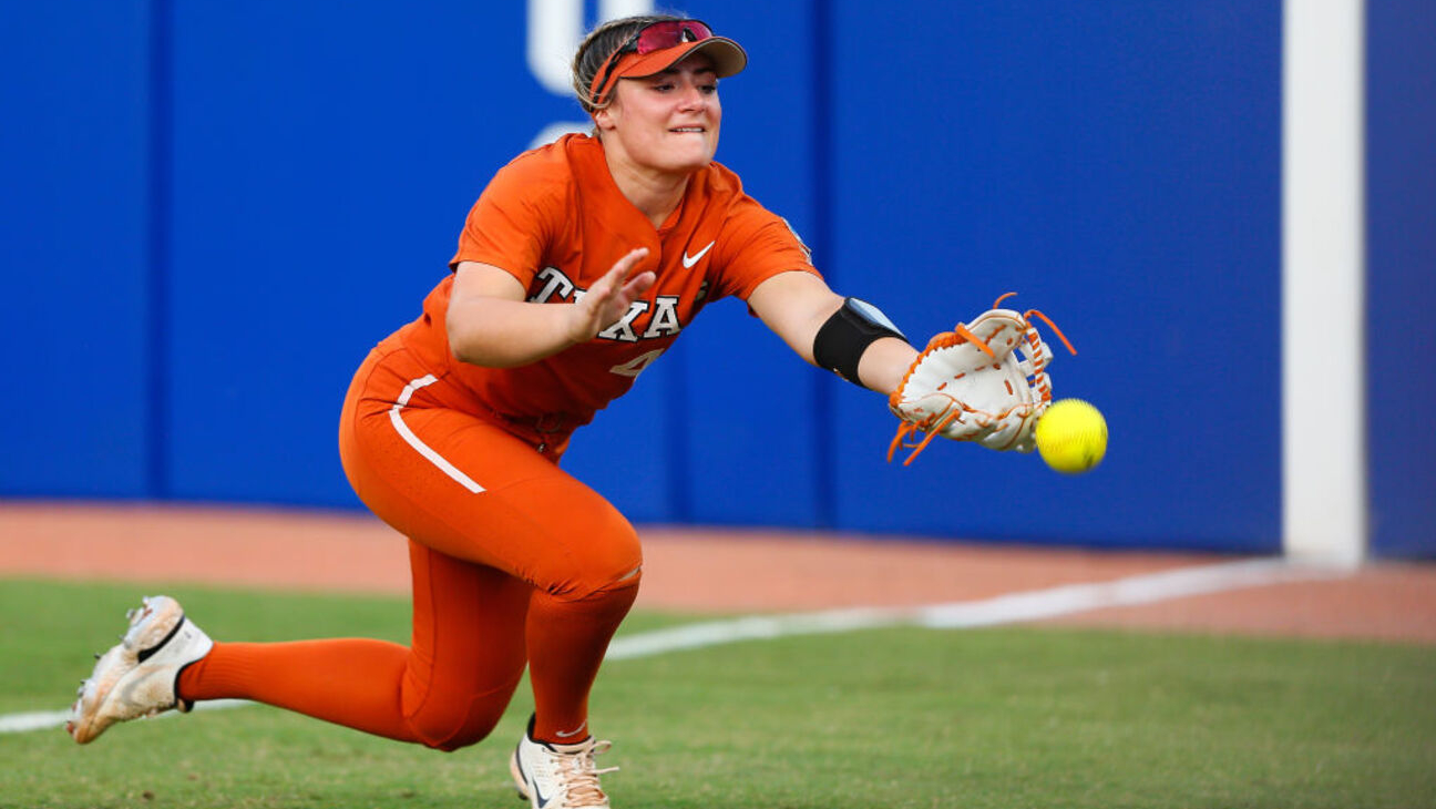 Women’s College World Series 2026 Livestream: Here’s Where to Watch the NCAA Softball Tournament Online
