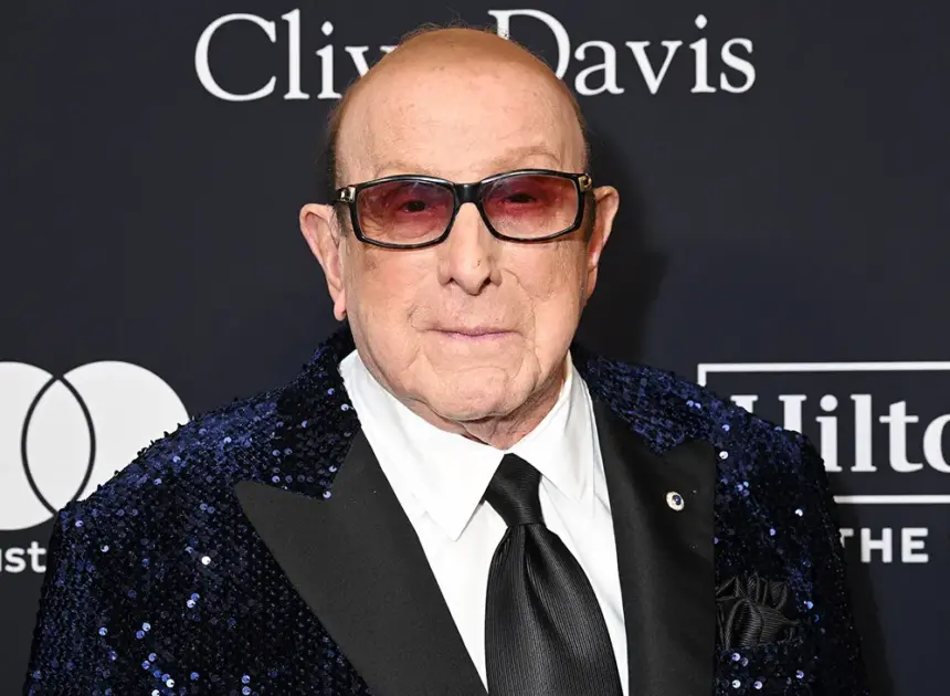 Bruce Springsteen, Alicia Keys, Barry Manilow to Attend Clive Davis’ Funeral