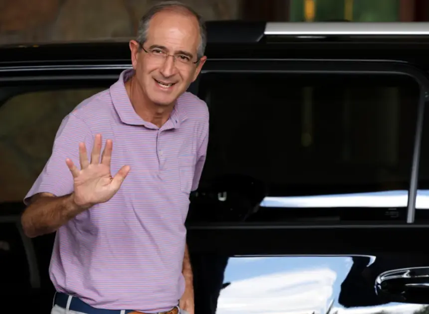 Comcast Stock Pops on NBCUniversal Spin-Off as Wall Street Waves Farewell to Vertical Integration