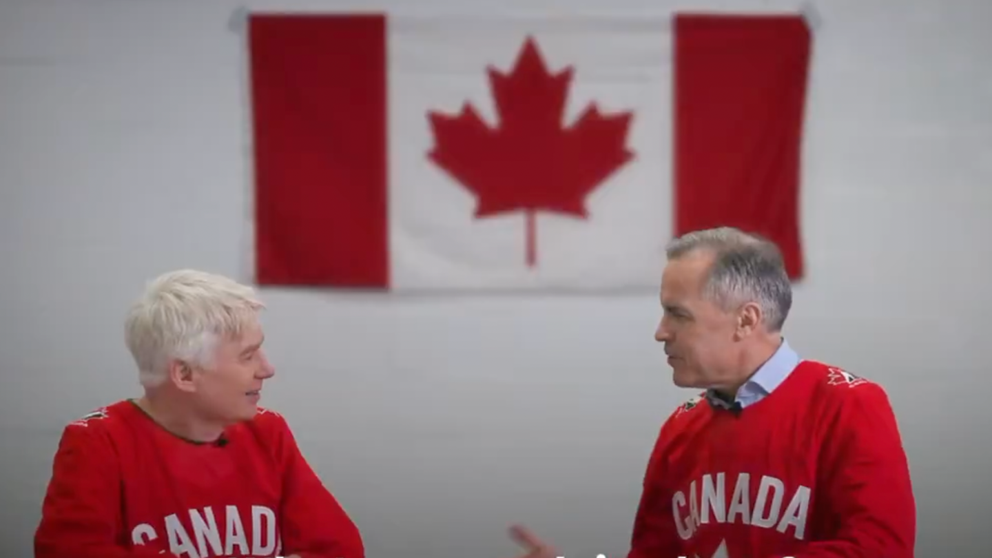 Tearful Mike Myers Thanks Canada For Hollywood Career: “I’d Just Really Be Nothing Without You”