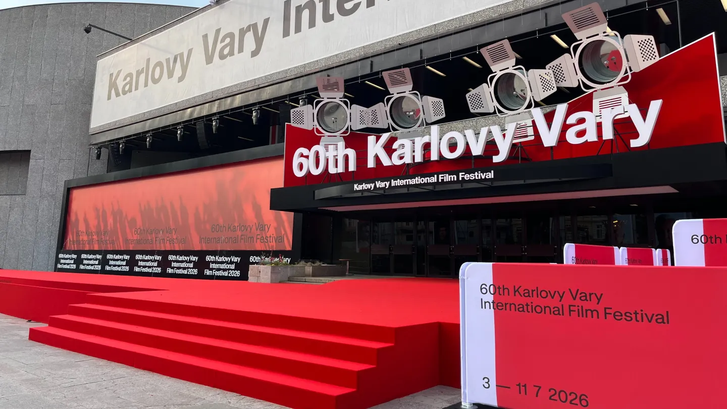 The Karlovy Vary Film Festival Is Supersizing Its Main Arrival Area: “Red Carpet for Everybody!”
