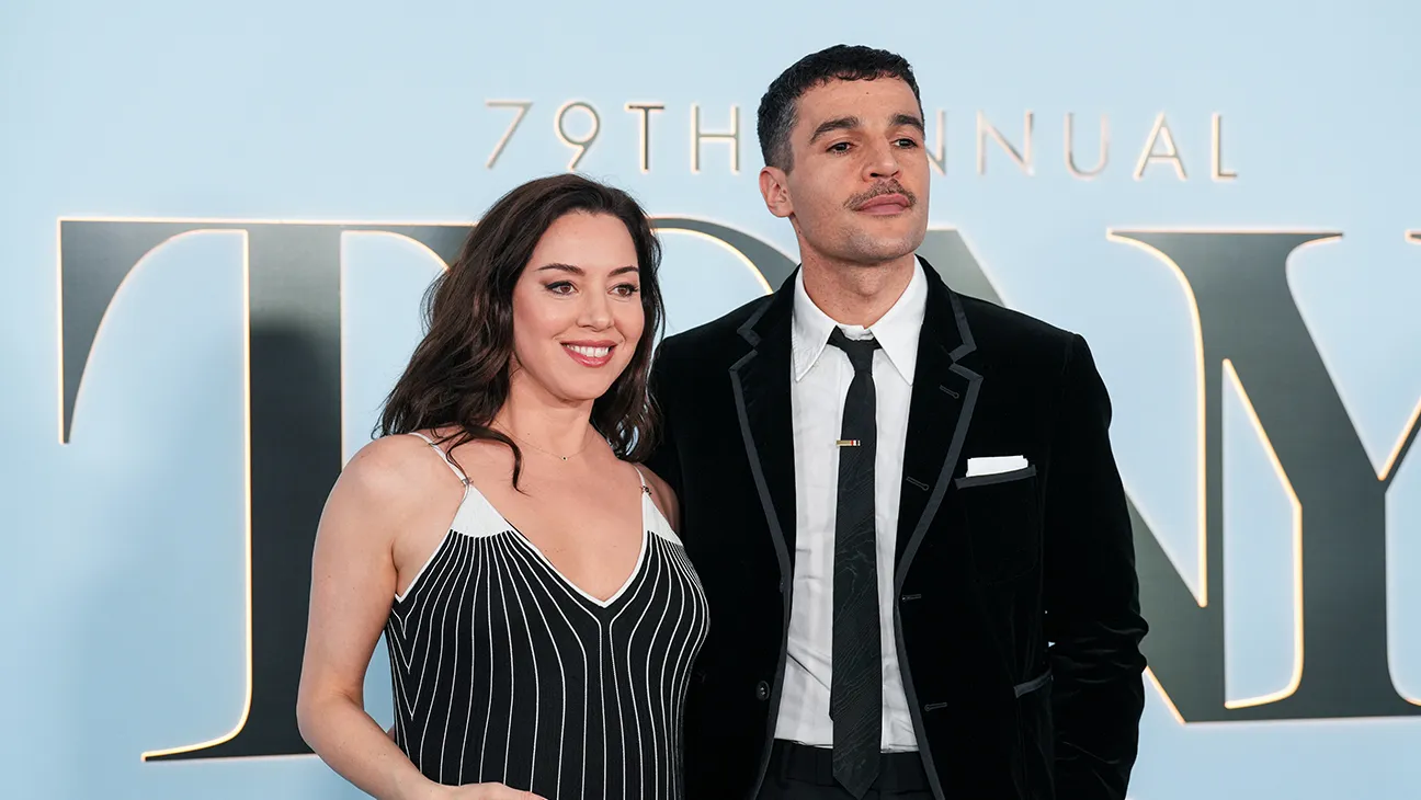 Aubrey Plaza and Christopher Abbott Make Red Carpet Debut at 2026 Tony Awards After Announcing Pregnancy