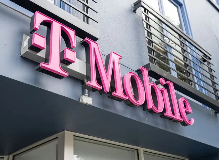 T-Mobile Plans Now Include Free Netflix and Hulu