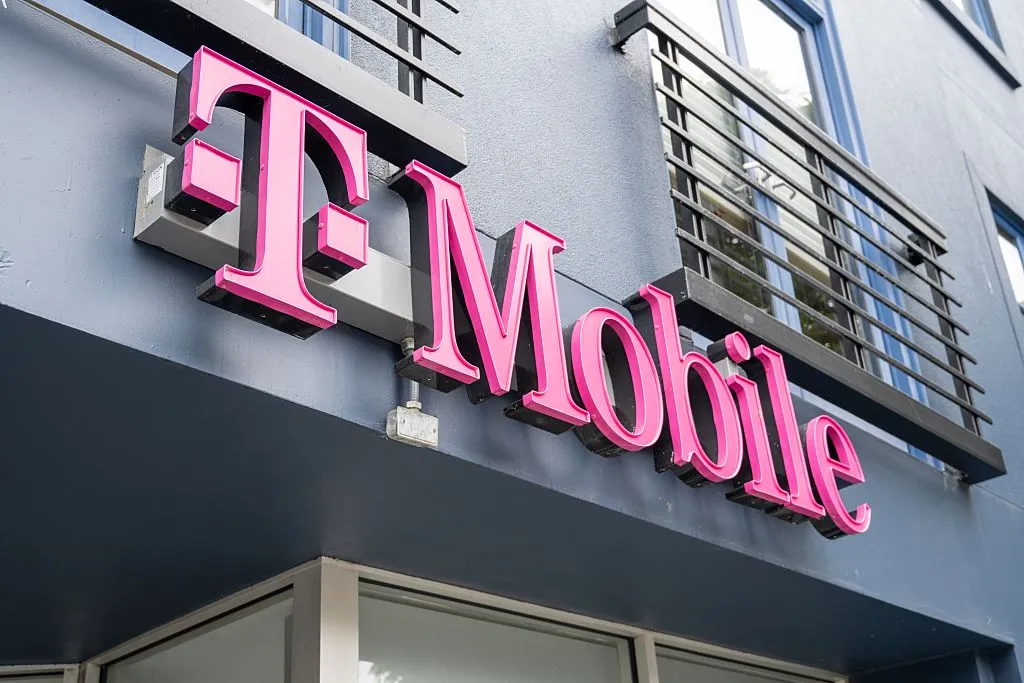 T-Mobile Plans Now Include Free Netflix and Hulu