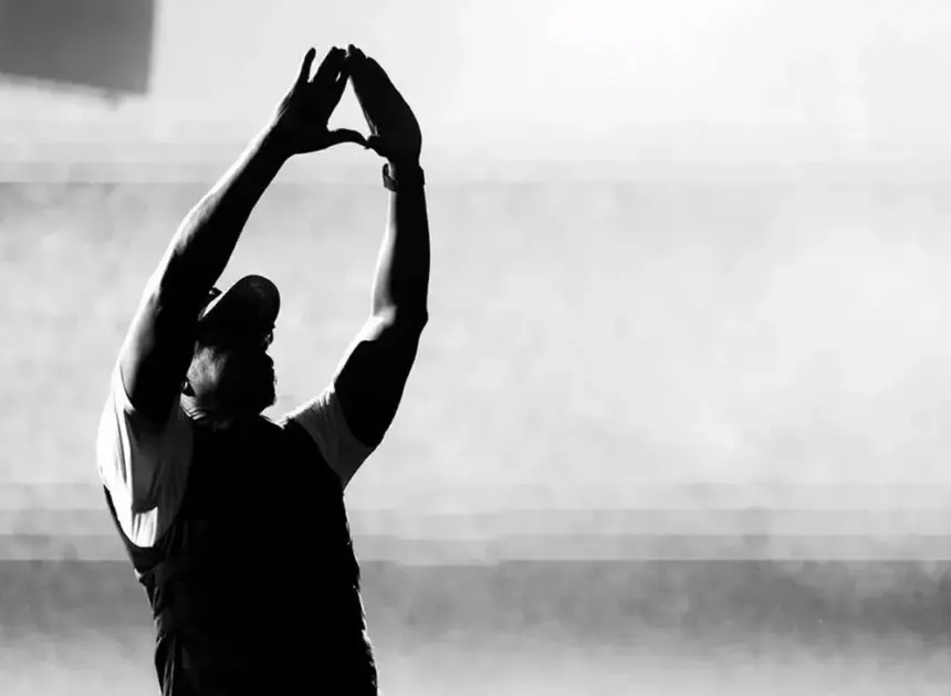 After Three-Hour Delay, Jay-Z Caps Yankee Stadium Run With Rihanna, Beyoncé, Usher and More