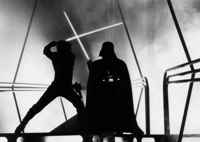 Mark Hamill’s ‘Star Wars’ Lightsaber Smashes Predictions and Sells for Record Sum at Auction