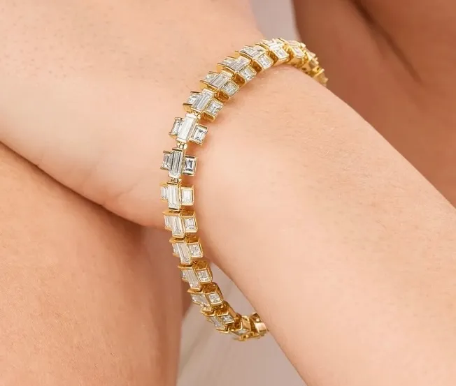 Bony Levy 18K Gold Gatsby Diamond Baguette Tennis Bracelet