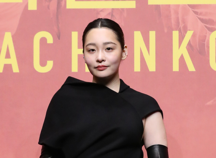 ‘Pachinko’ Star Kim Minha to Host Busan Film Festival’s Opening Ceremony