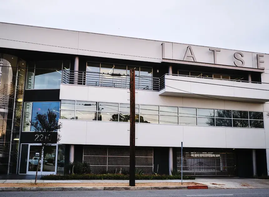 Workers at Swaybox Studios, Home to Batman Animated Movie, Vote to Unionize