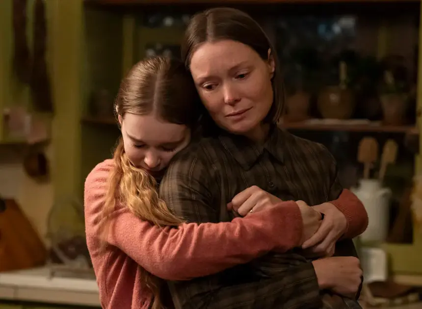 Prime Video Unveils Teaser, Release Date for Mike Flanagan’s ‘Carrie’ Series