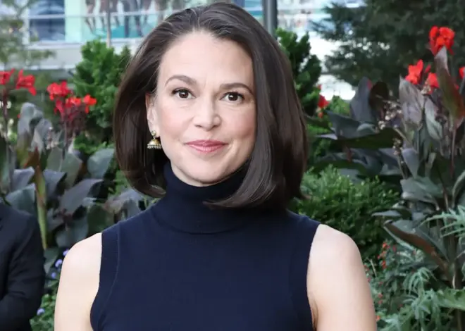 Sutton Foster’s Next Canyon Ranch Wellness Retreat Includes Excursion to Hugh Jackman Concert