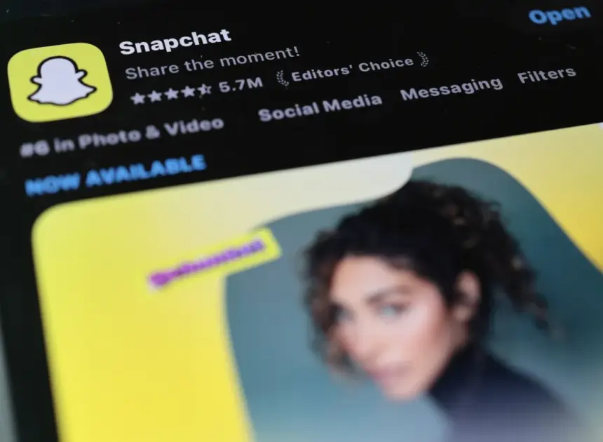 Snapchat Banning Entirely AI-Generated Videos From Its Spotlight Platform