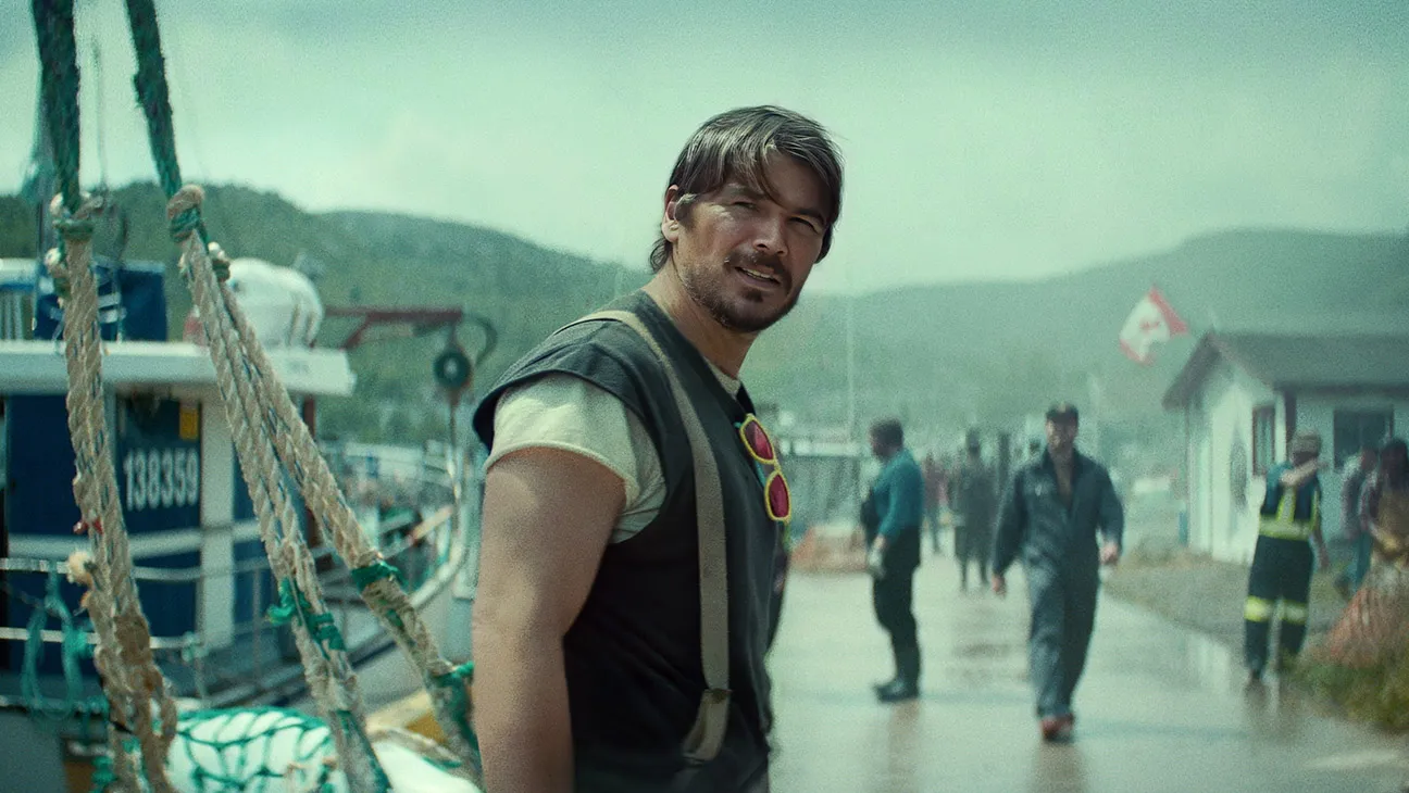 Josh Hartnett Battles a Sea Monster in Teaser for Netflix’s ‘Below’