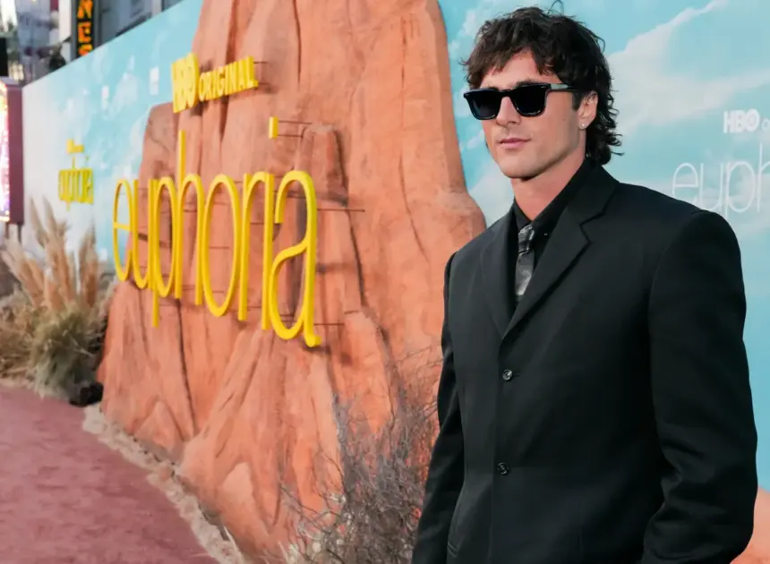 Jacob Elordi Dishes on Nate’s Demise on ‘Euphoria’ and Breaking Both His Heels: “It’s Like ‘Fight Club’”