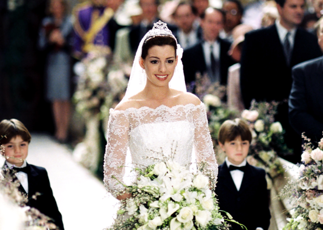 Anne Hathaway Reveals ‘Princess Diaries 3’ Update: “We Had a Story Breakthrough”