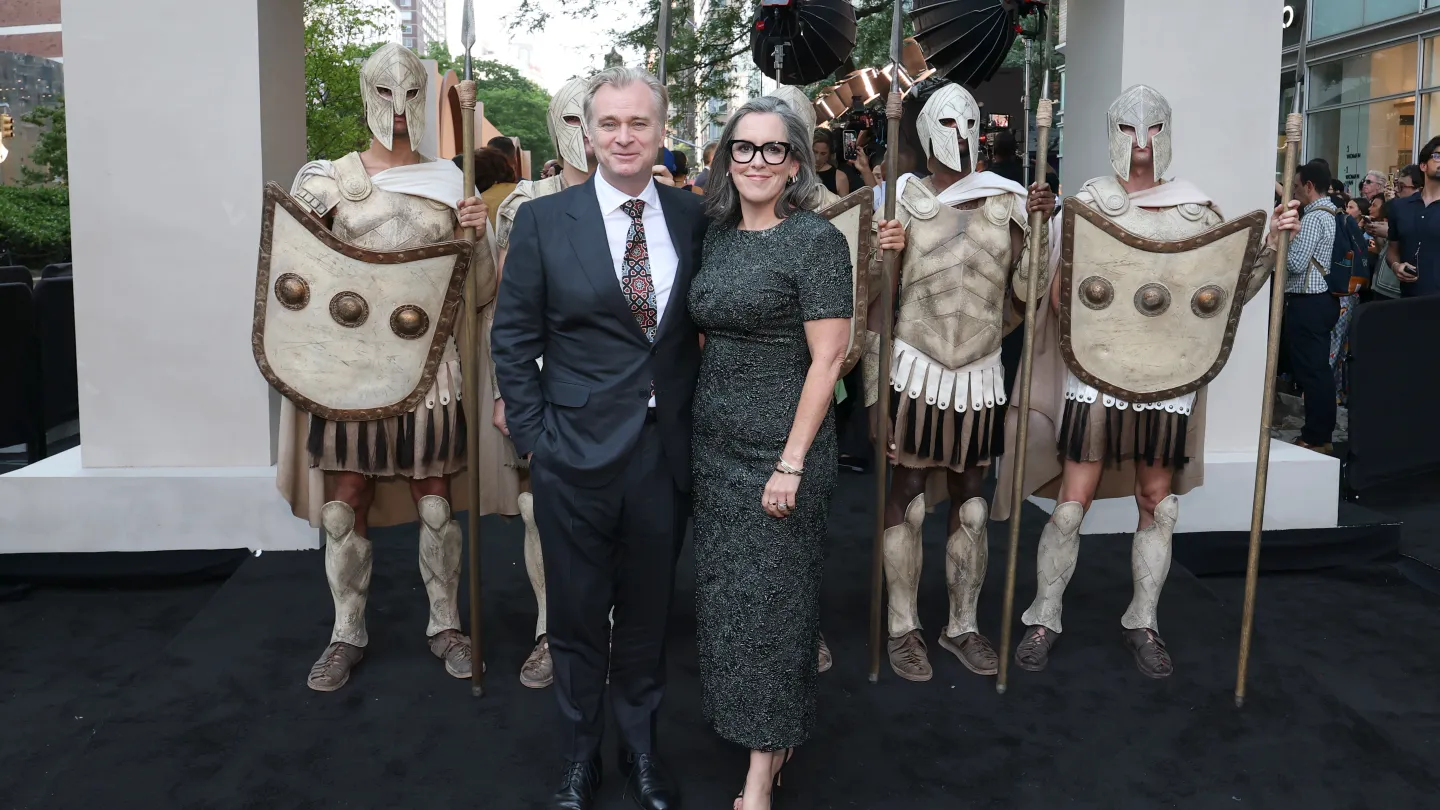 Christopher Nolan Crammed Inside Trojan Horse With 20 Actors to Shoot Pivotal ‘Odyssey’ Scene