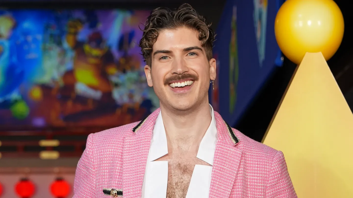 Joey Graceffa Signs With HeartRock Partners