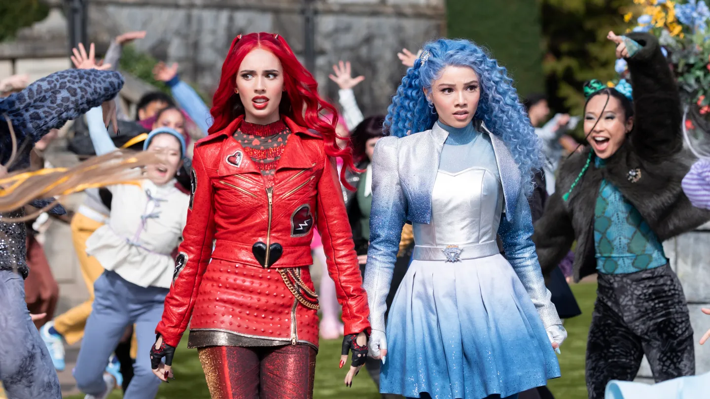 ‘Descendants: Wicked Wonderland’ Stars Malia Baker, Kylie Cantrall Talk Heroes vs. Villains, Favorite Songs and Hopes for a Sixth Film
