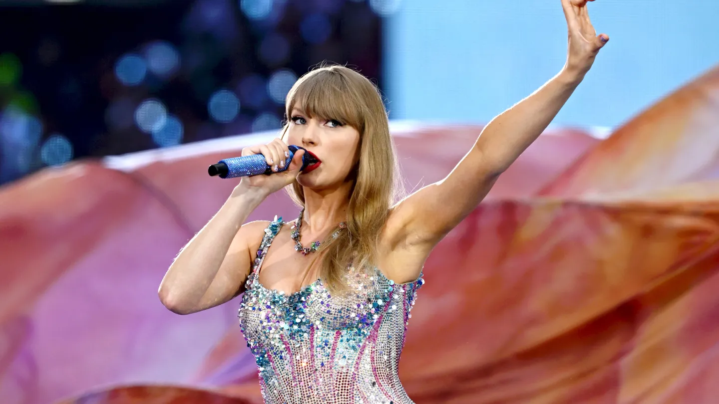 Taylor Caps 20 Years, America Marks 250 (While Trump Muscles In)
