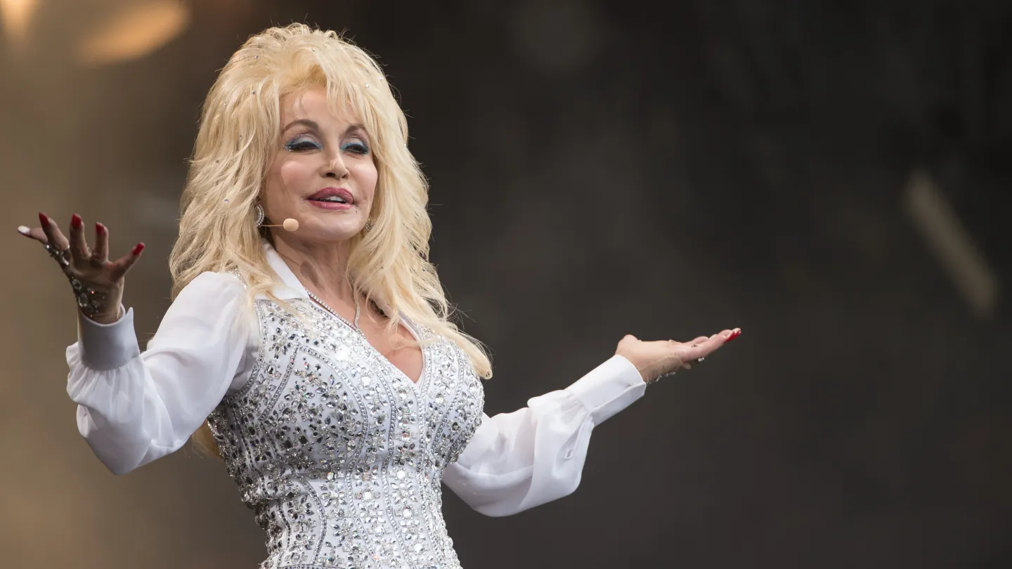 Dolly Parton Famously Turned Down Elvis. Can Songwriters Do the Same Now?