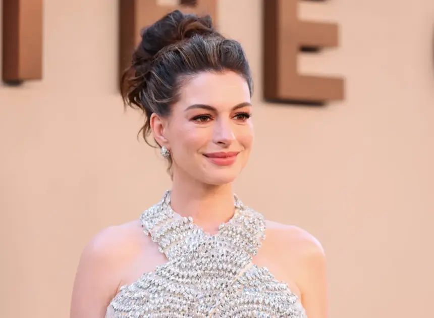 Anne Hathaway Says Films Where Dogs Die “Should Automatically Be Rated R”