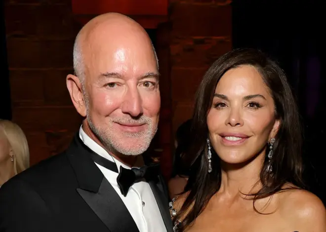Anna Wintour Wanted the Bezos Back. But She Might Settle for the Clooneys
