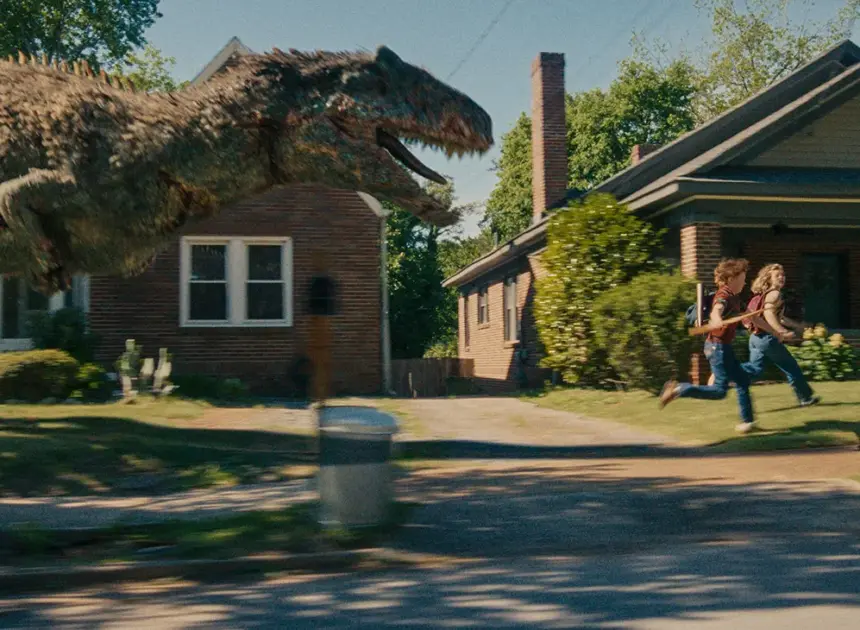 ‘The End of Oak Street’ Just Exposed Everything Stale About the ‘Jurassic’ Franchise