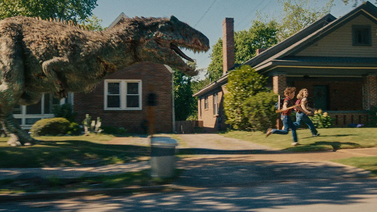 ‘The End of Oak Street’ Just Exposed Everything Stale About the ‘Jurassic’ Franchise