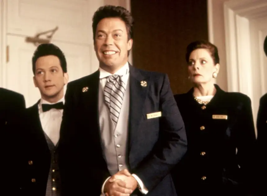 Tim Curry Remembered by Carol Burnett, Rob Schneider, Luke Evans and More: “A Bright Fierce Flame”