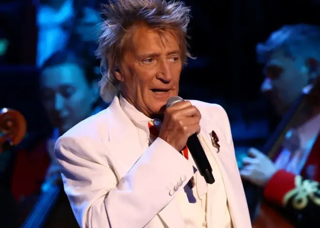 Rod Stewart Cancels Farewell Tour Dates After Coronary Stent Procedure