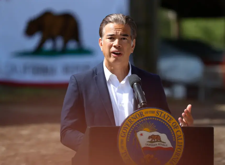 The War Over Warner Bros. Is Splintering Hollywood’s Labor World