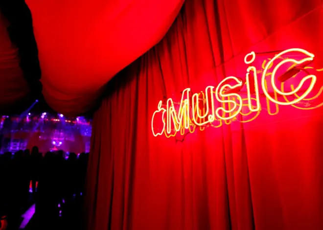 Apple Music to Launch Labels on AI Tracks Later This Year