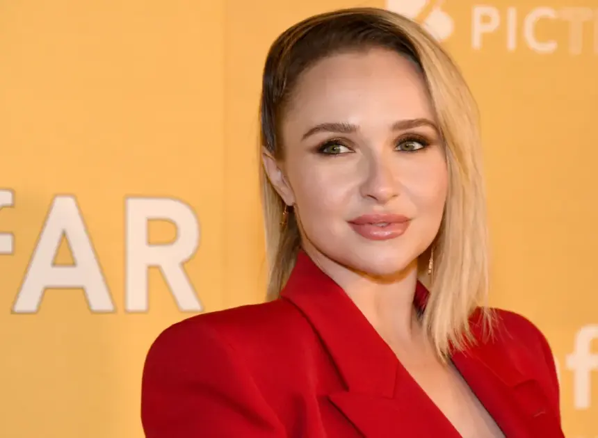 Hayden Panettiere’s Boyfriend Gave Her Narcan Before Death, Brother Says