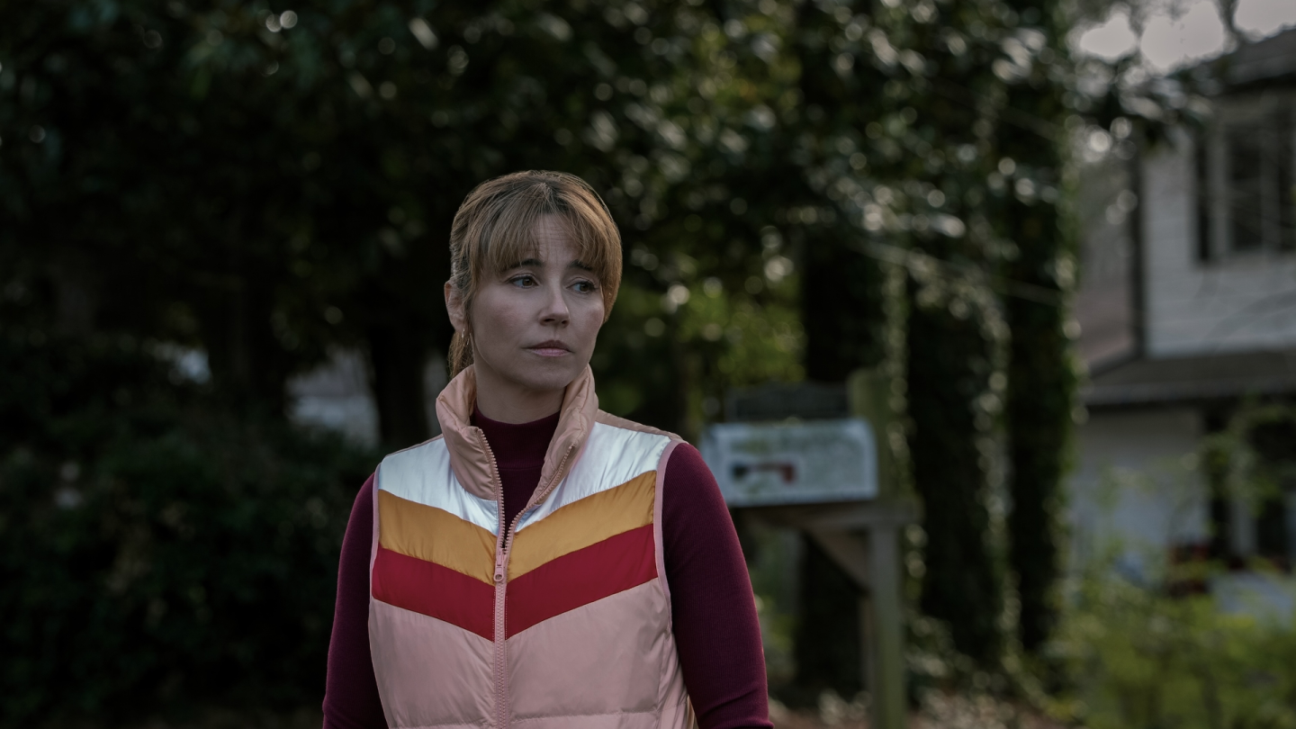 Linda Cardellini Tearfully Calls First Emmy Win “A Real Dream Come True”