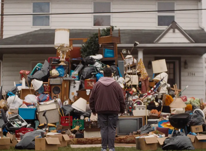 ‘Trash Mountain’ Review: A Gay Man Returns to His Conservative Hometown in a Warm, Perceptive Indie Comedy-Drama