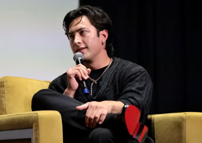 Hudson Williams Shares How “Surreal” It Was for Him and Connor Storrie to Return to ‘Heated Rivalry’ Set