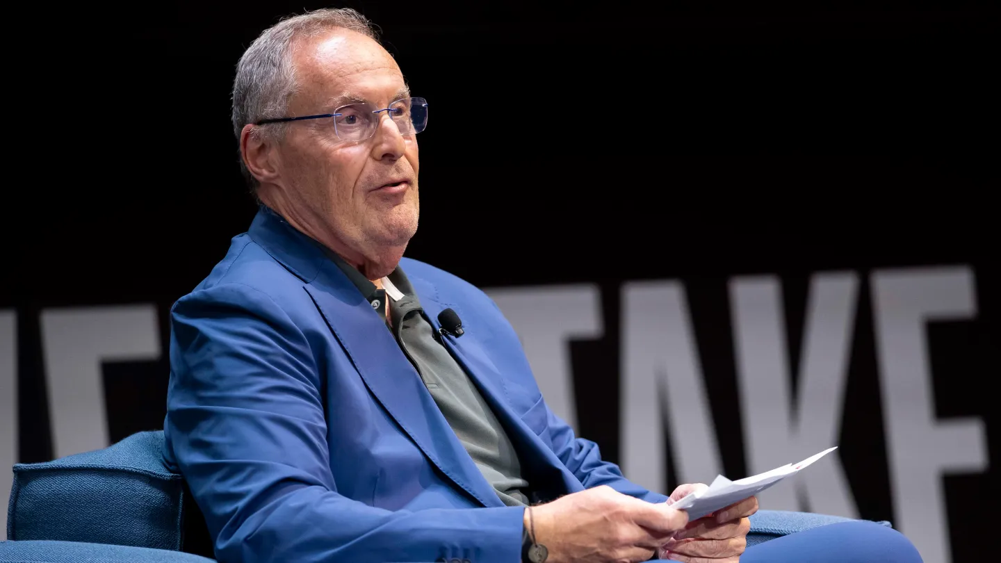 Netflix Circling Andres Cantor For 2027 FIFA Women’s World Cup Coverage