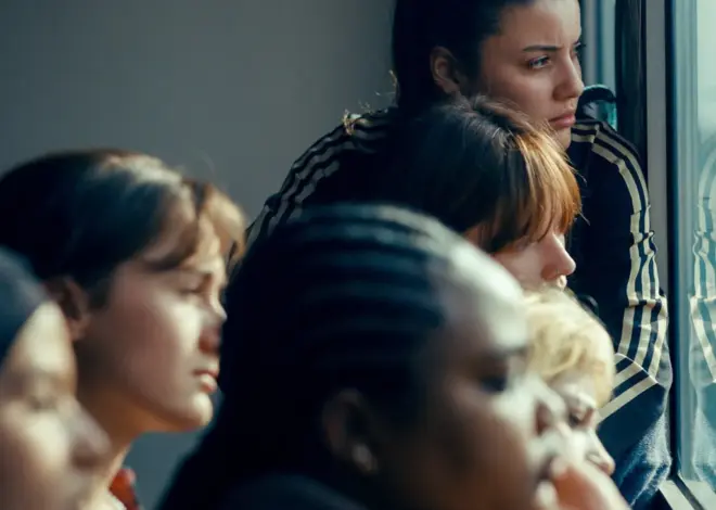 ‘A Place to Heal’ Review: An Intensely Performed French Teen Psych Ward Drama That Shifts Uneasily Between Reality and Fiction