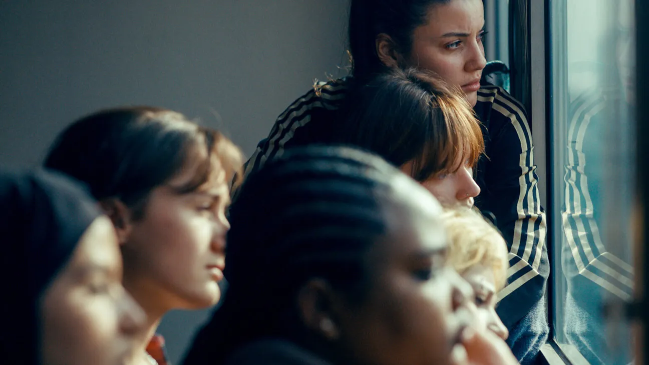 ‘A Place to Heal’ Review: An Intensely Performed French Teen Psych Ward Drama That Shifts Uneasily Between Reality and Fiction