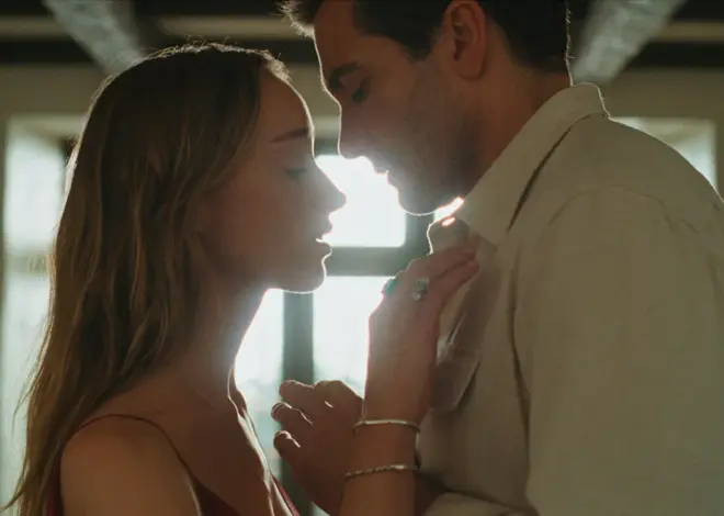 ‘Remain’ Teaser Trailer: Jake Gyllenhaal, Phoebe Dynevor Star in M. Night Shyamalan and Nicholas Sparks’ Supernatural Romance