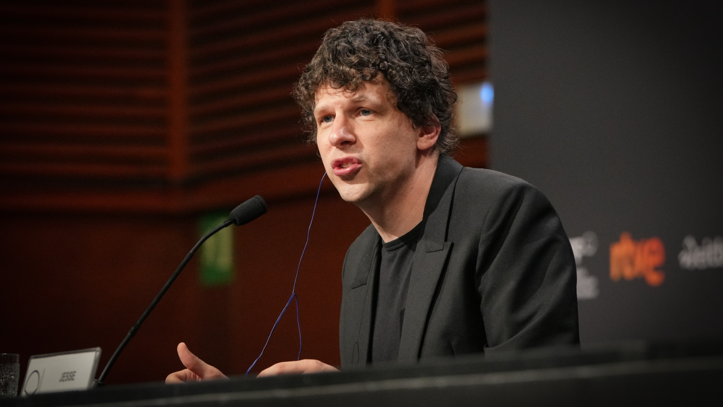 Jesse Eisenberg Used to Have “a Negative Opinion” of Acting: “They Pay Us Too Much, We’re Vain”