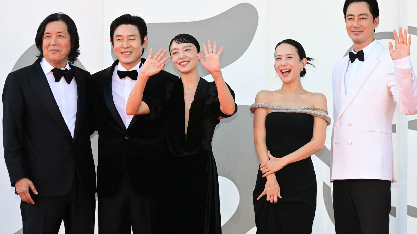 Lee Chang-dong’s ‘Possible Love’ Emerges as Venice Film Festival Sensation