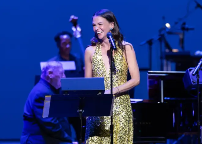 Sutton Foster Brings the Charm (and Hugh Jackman!) to a Jazz-Infused Los Angeles Show