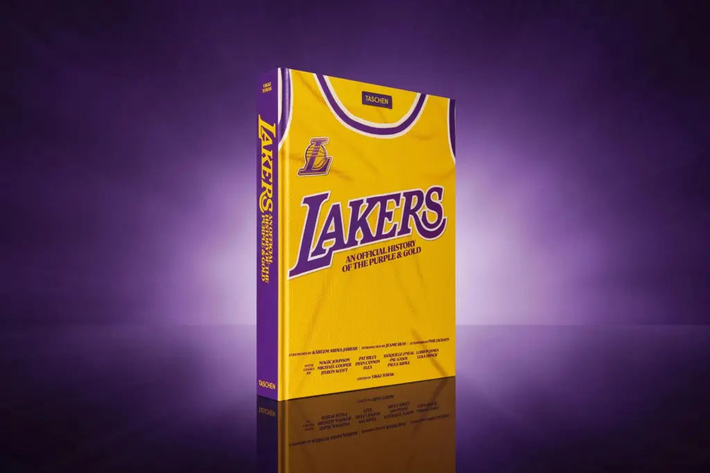 'Lakers. An Official History of the Purple & Gold'