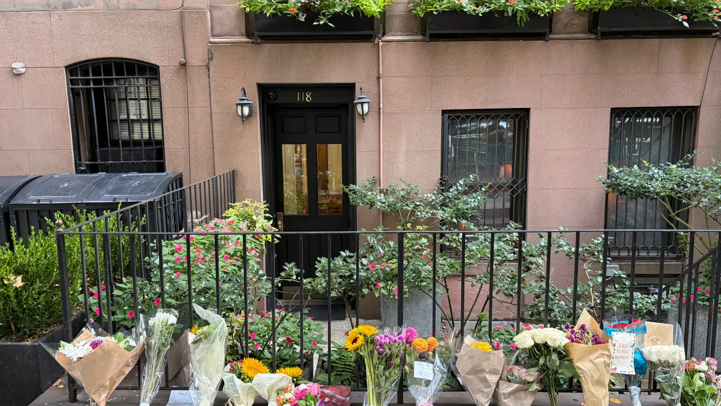 Outside Gloria Steinem’s Home, Her Legacy Lives On