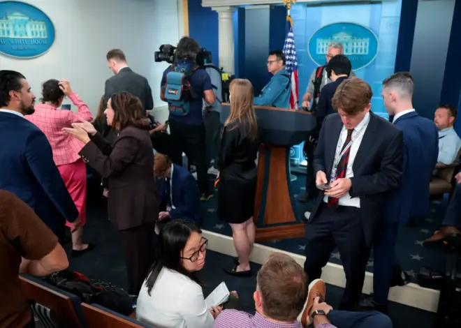 MS NOW Reporters Denied Access to White House as Trump Follows Through on Threat to Ban Outlets