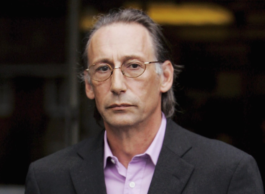 Chris Langham, BAFTA-Winning ‘The Thick of It’ Actor Convicted of Child Sex Offences, Dies at 77