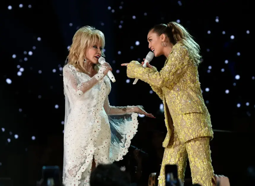 Miley Cyrus Reveals Final Conversation She Had With Dolly Parton: “She Was Always Right”